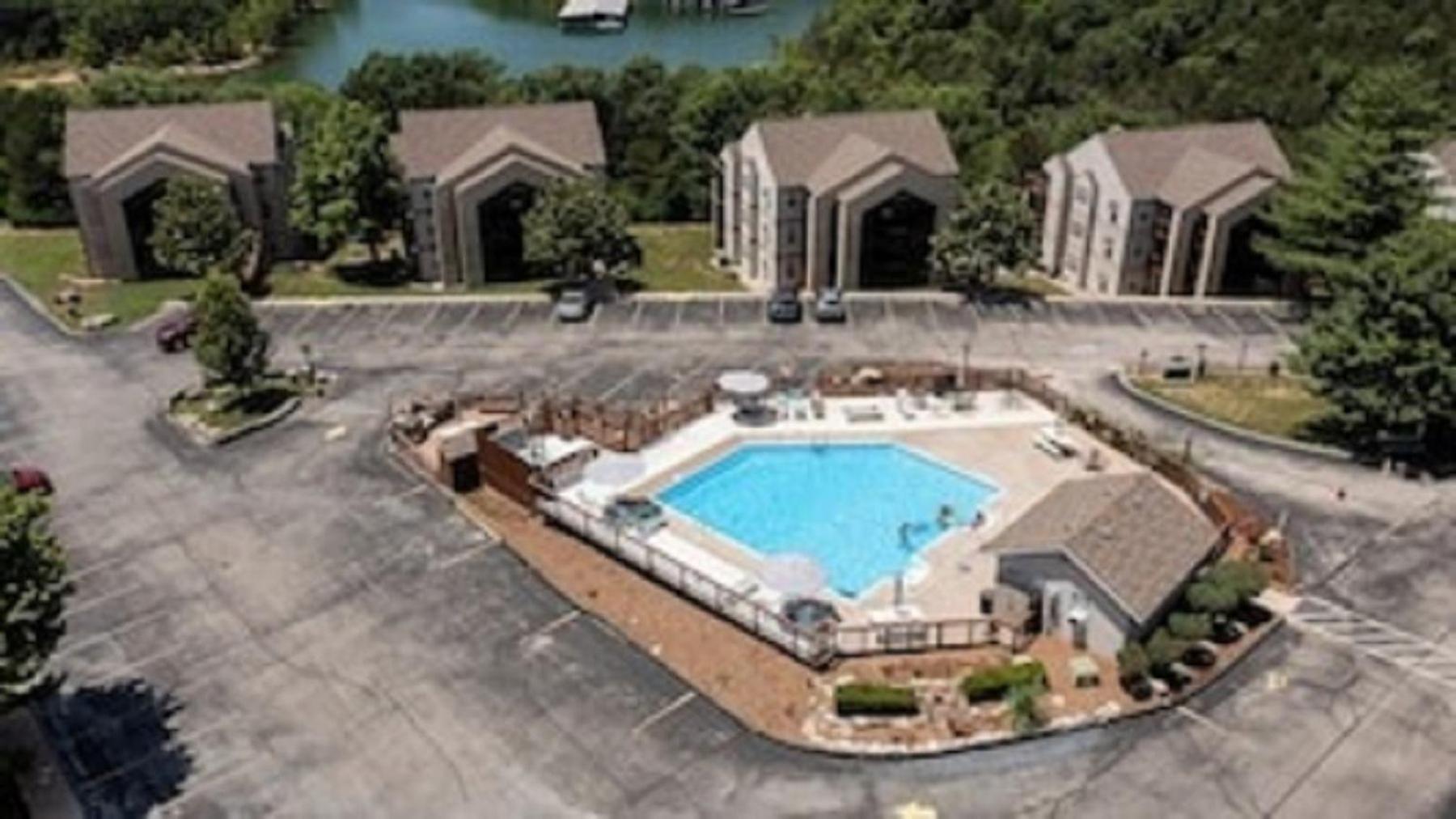 Beautiful Branson Getaway-Next To Silver Dollar City &Tablerock-Family Amenities Exteriör bild