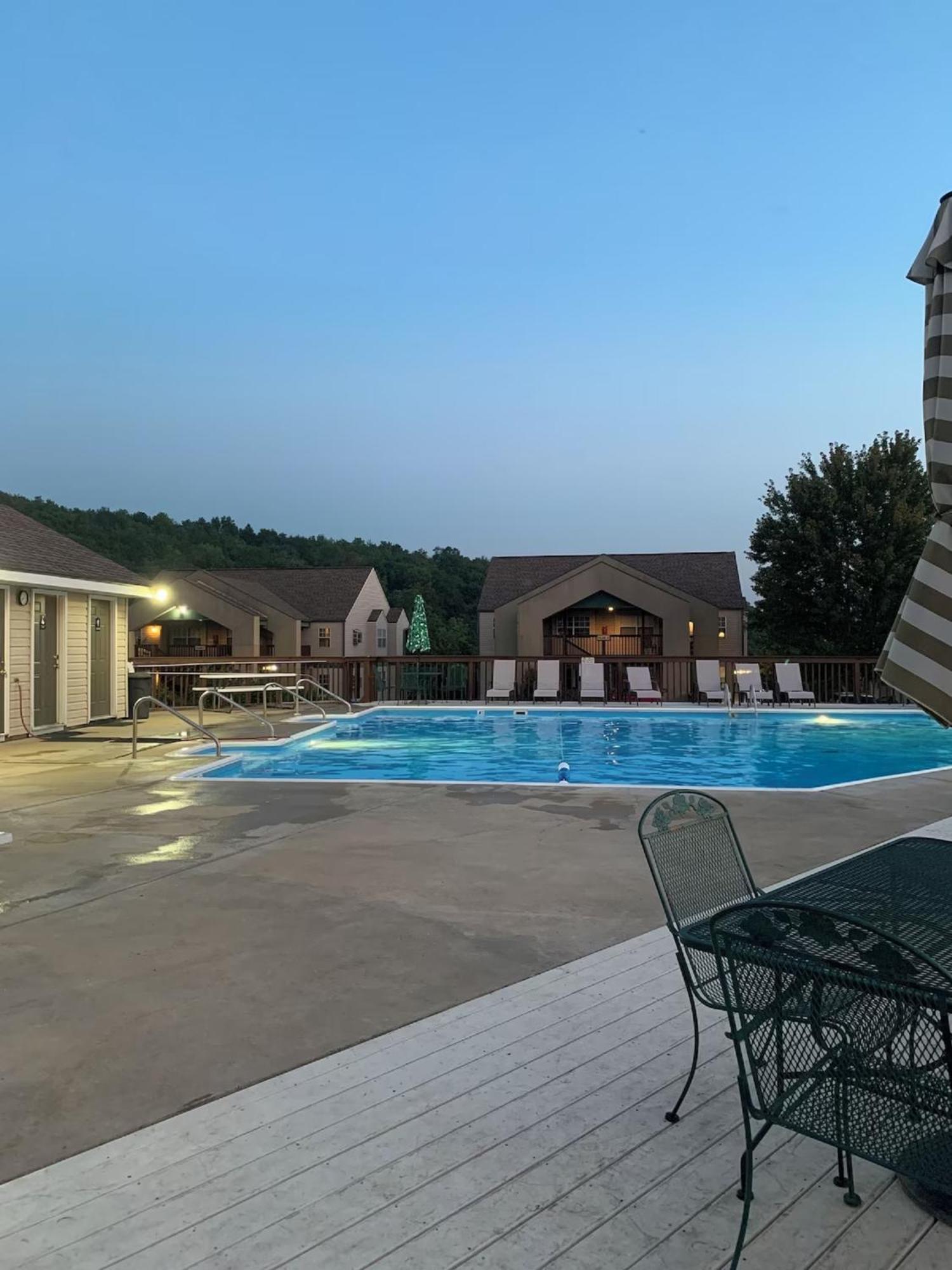 Beautiful Branson Getaway-Next To Silver Dollar City &Tablerock-Family Amenities Exteriör bild